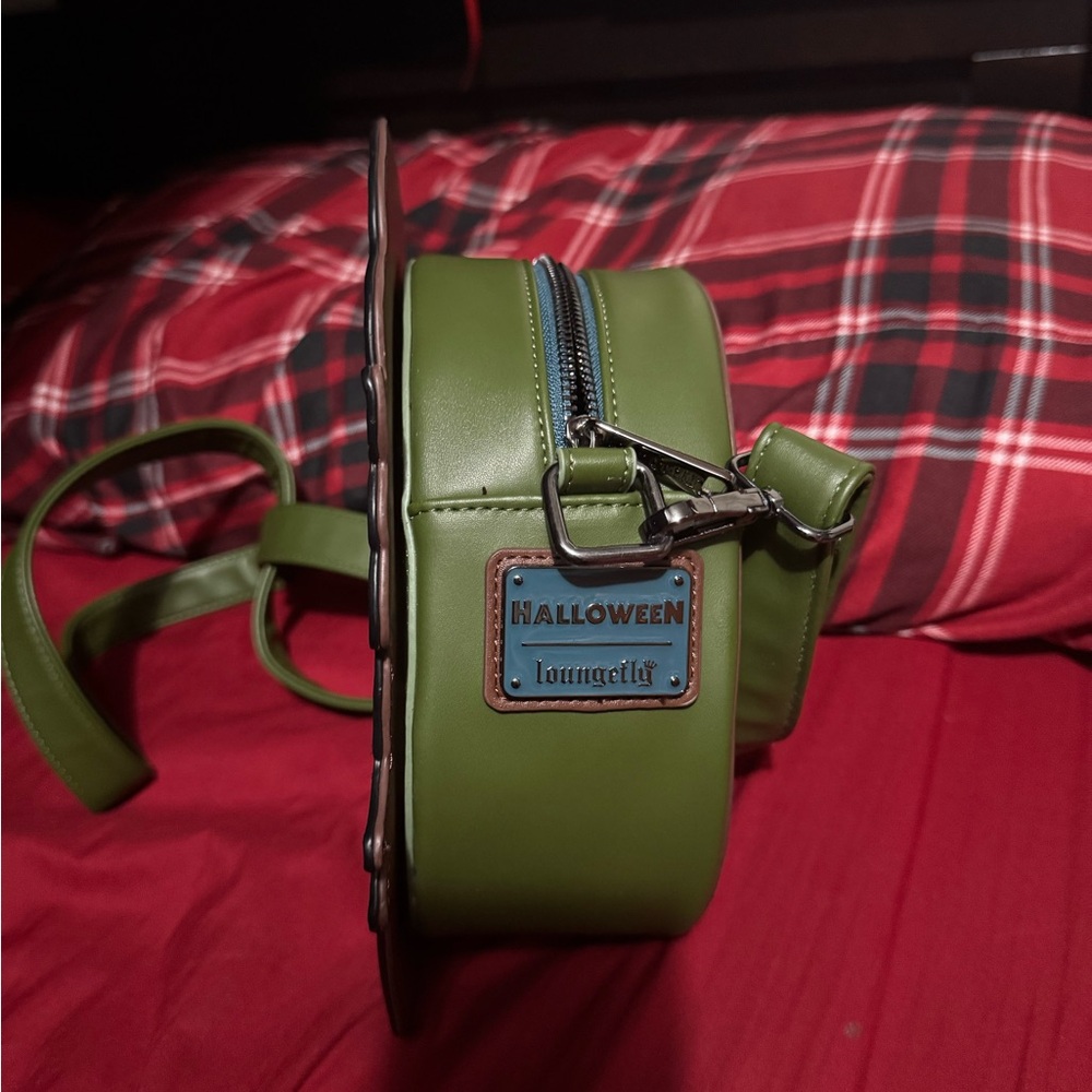 Michael Myers Loungefly Bag - Picture 2 of 3